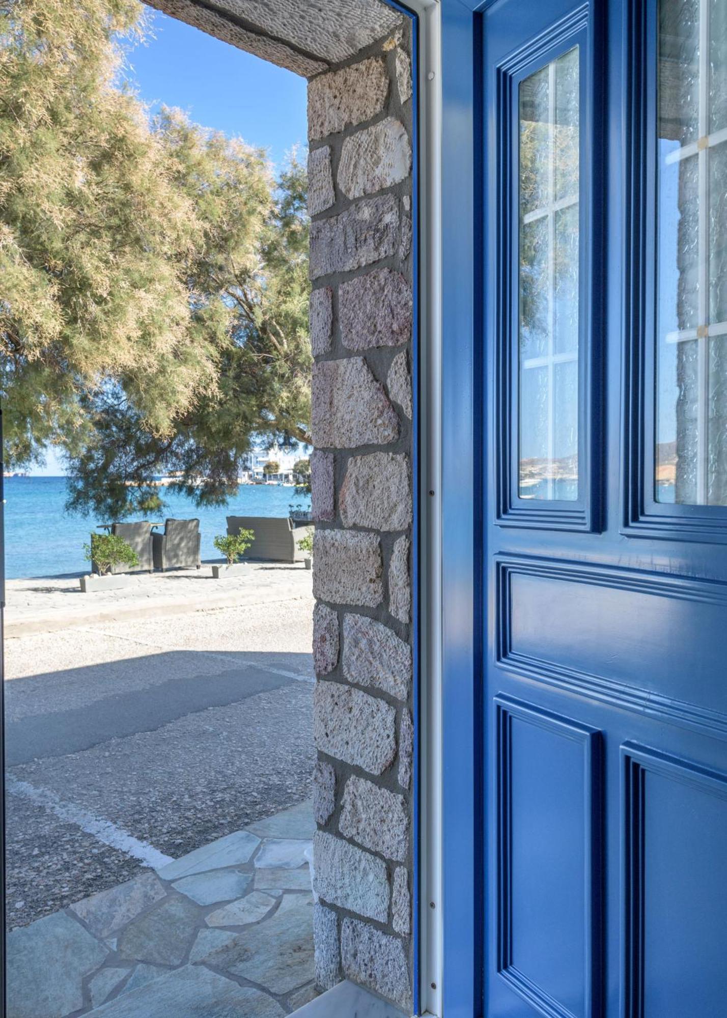 Floras Rooms Pollonia Exterior photo